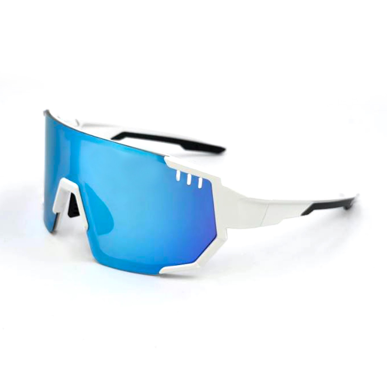 高性能スポーツ アイウェアで最高のパフォーマンスを達成