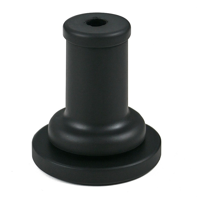 Rubber retaining plug